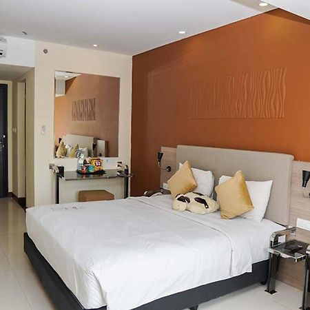 Verse Hotel Cirebon Zewnętrze zdjęcie